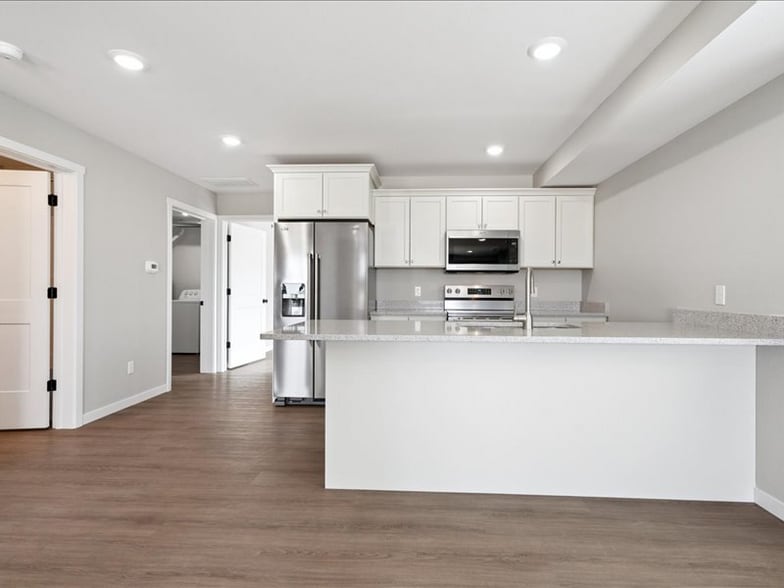 Building Photo - 7028 Thunder Vly Dr