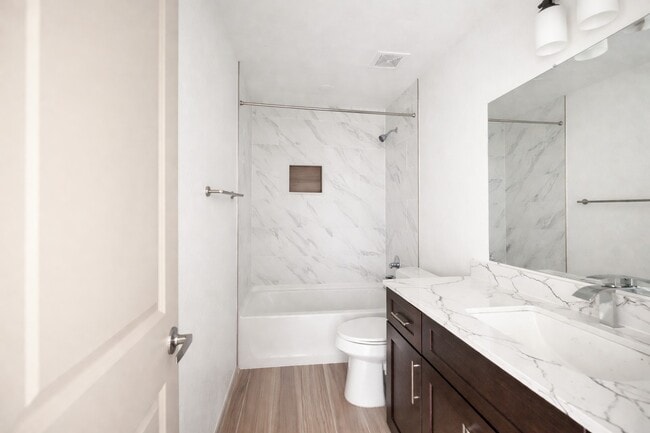 Building Photo - 113 Bolden St