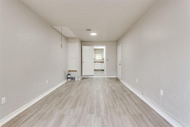 Building Photo - 2908 SW 62nd St