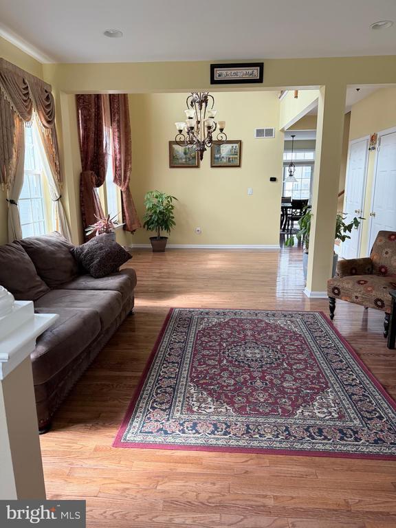 Building Photo - 413 Ruby Rd