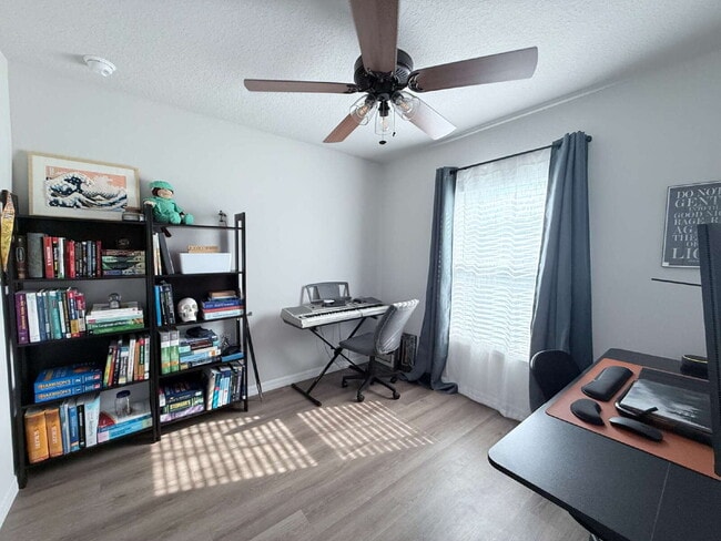Building Photo - 1388 Stone Ridge Cir
