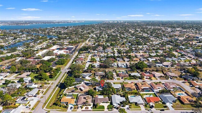 Building Photo - 402 72nd St NW