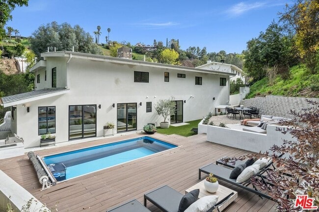 Building Photo - 4545 Balboa Ave