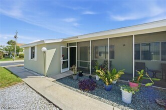 Building Photo - 4956 Viceroy St