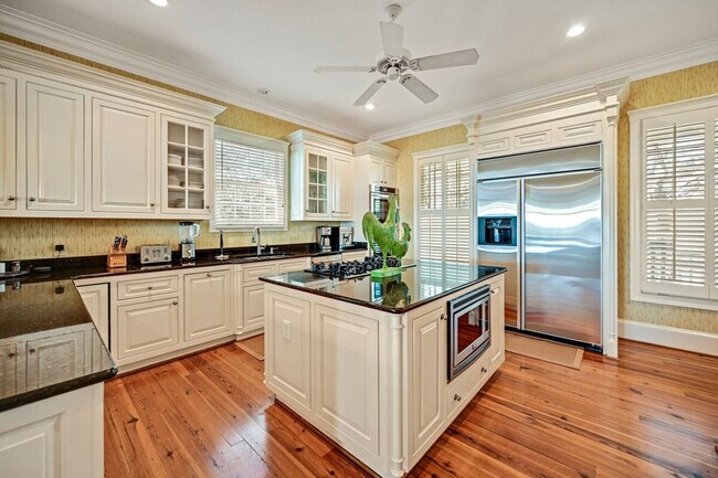 Building Photo - 3482 Luvan Blvd