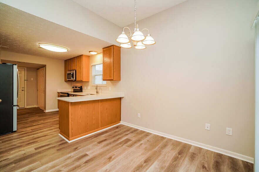 Building Photo - 1272 Poplar Creek Ct