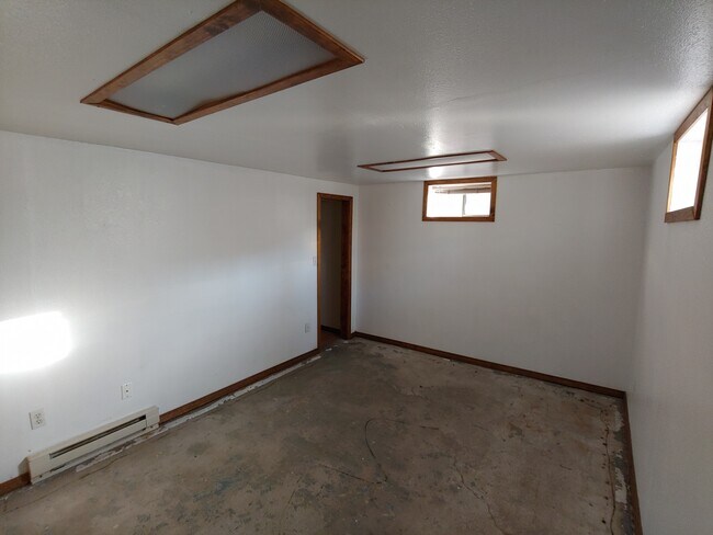 Building Photo - 1520 California Ave