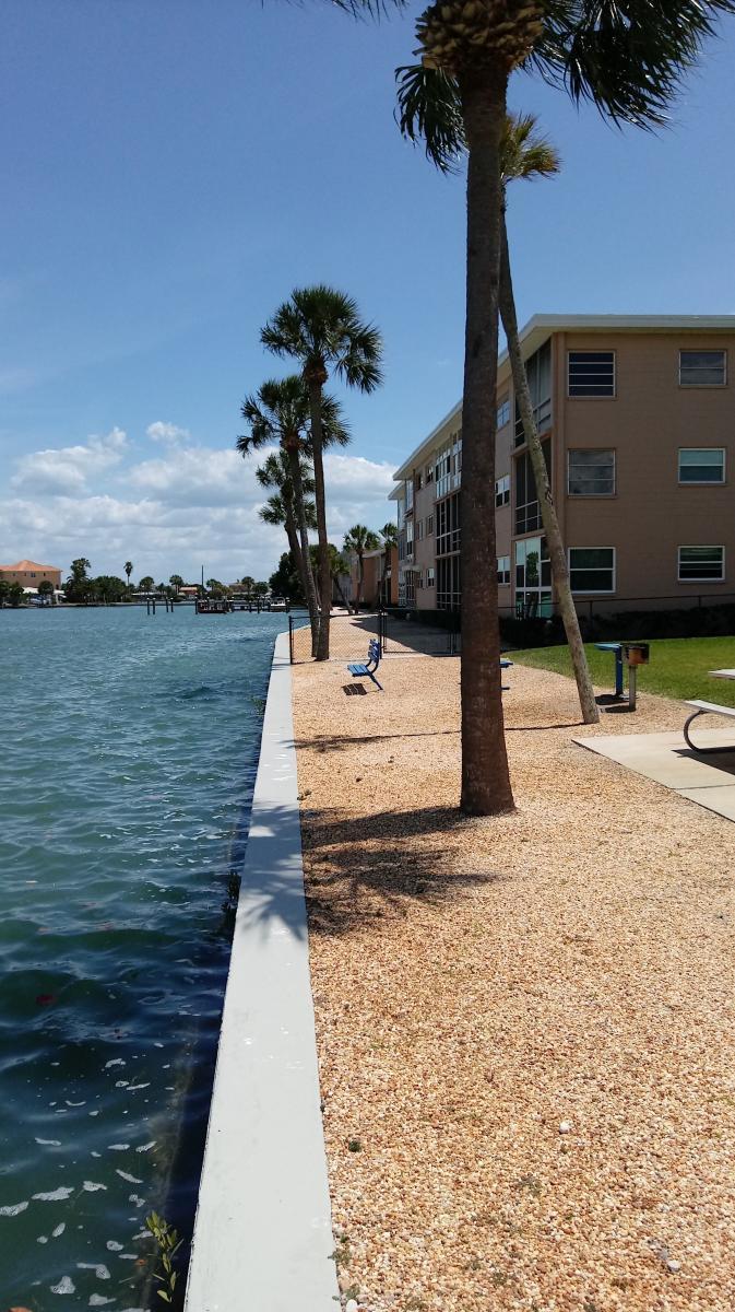 Building Photo - 6201 2nd St E