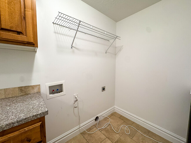 Building Photo - 248 S 550 W