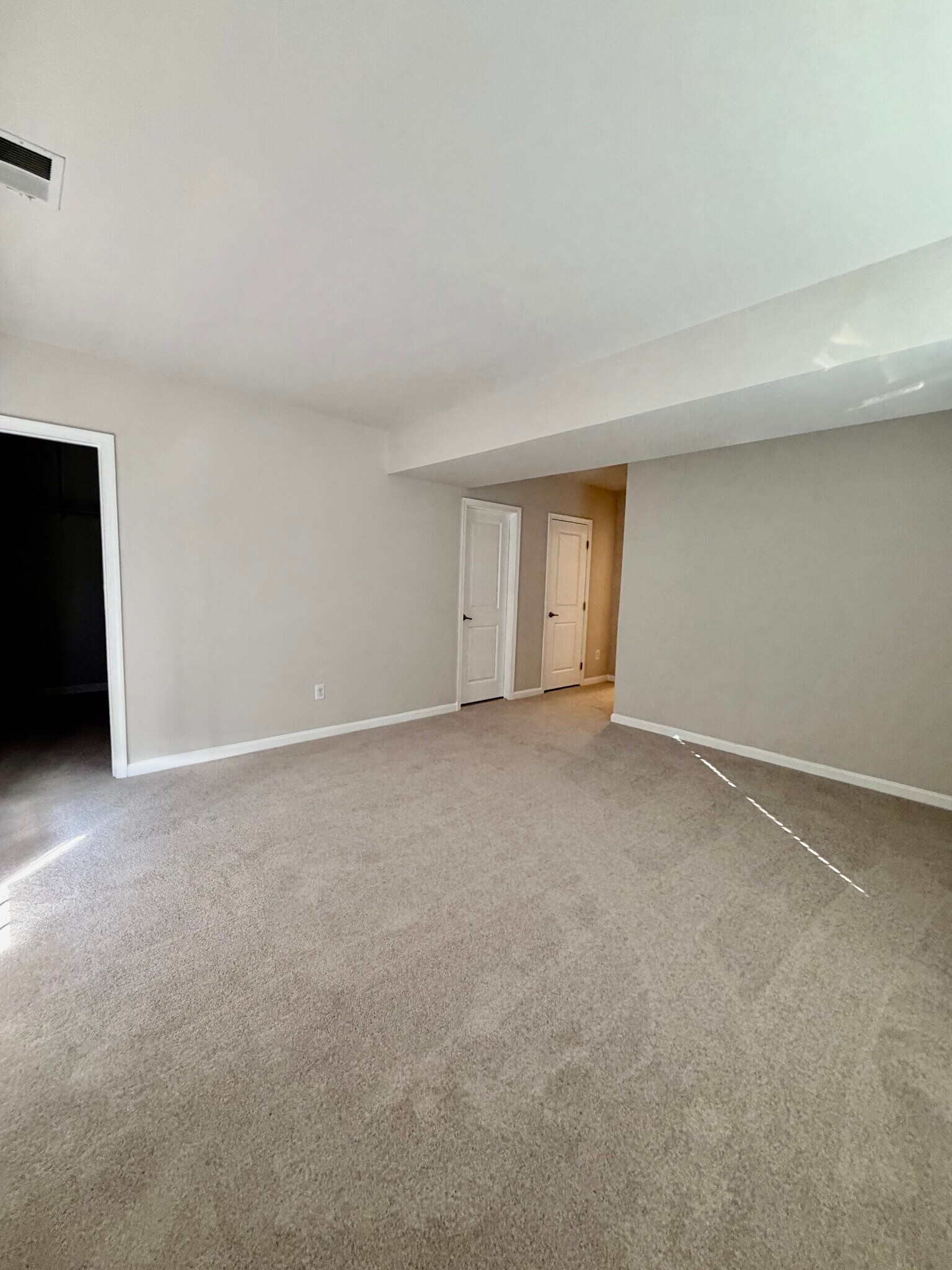 Building Photo - 45903 Peach Oak Terrace