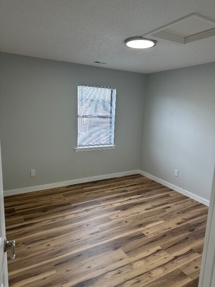 Building Photo - 3338 Frontgate Dr