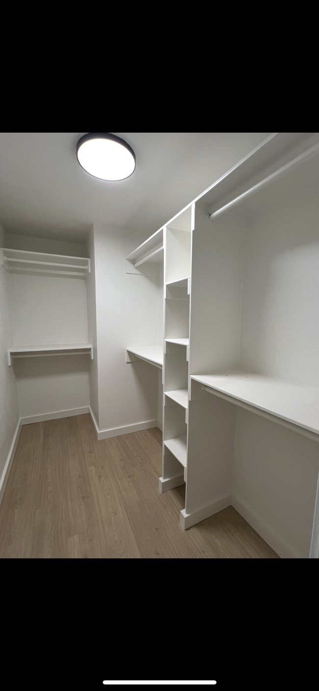Building Photo - 3306 Summercrest Ct
