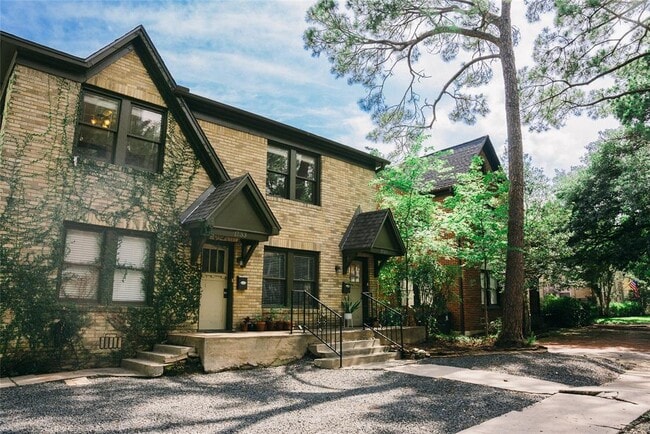 Primary Photo - 1735 Albans Rd