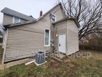 Building Photo - 1335 Grand Ave