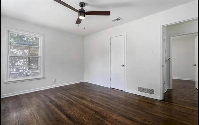 Building Photo - 1529 E King St