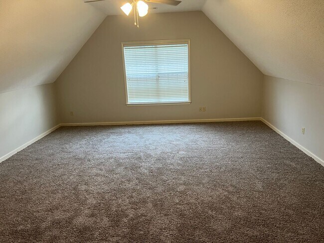 Building Photo - 8294 Floral Spring Dr