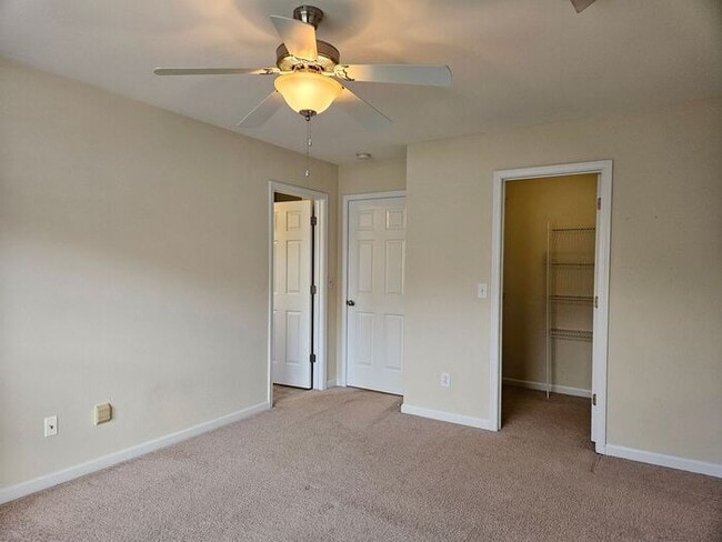 Building Photo - Bent Creek Plantaion