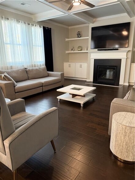 Building Photo - 389 Paxton LN