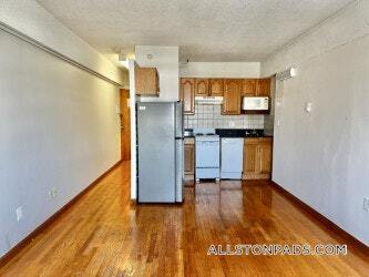 Building Photo - 1110 Commonwealth Ave