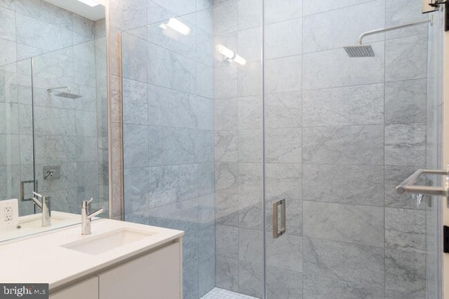 Building Photo - 1443 Euclid St NW