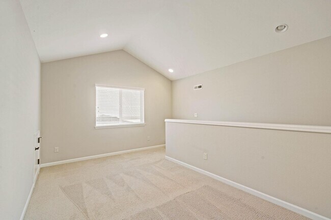 Building Photo - Spacious 4-bdrm/3-bath in North Bethany—Ga...