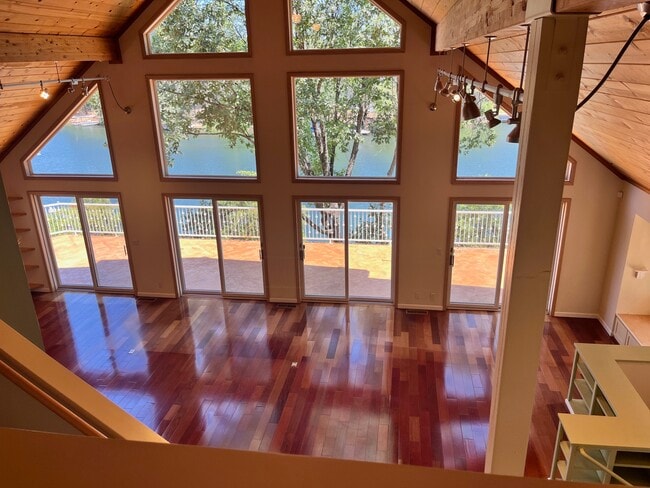 Building Photo - 18098 Chaparral Dr