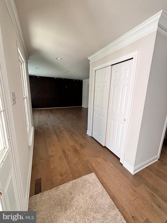 Building Photo - 34 Ironwood Dr