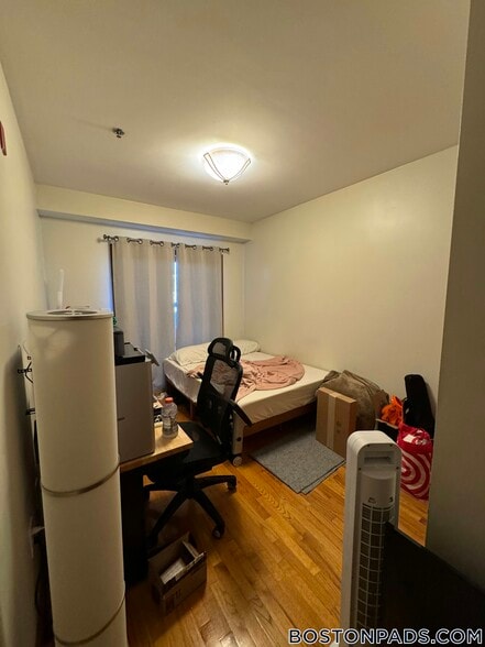 Building Photo - 102 Allston St