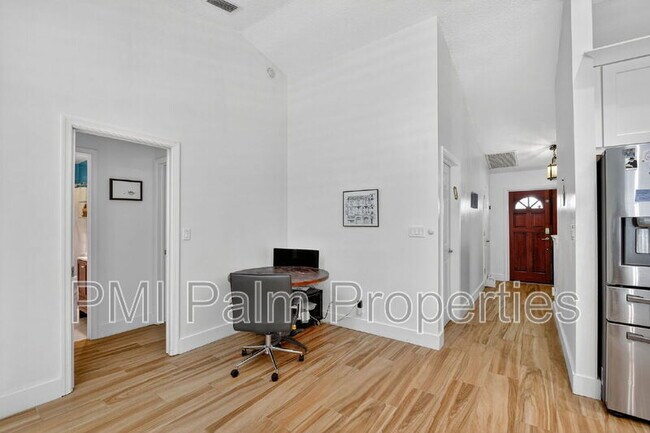Building Photo - 2700 Yarmouth Dr