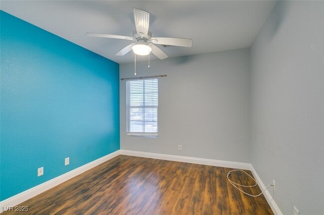 Building Photo - 9157 S Sleeping Tree St