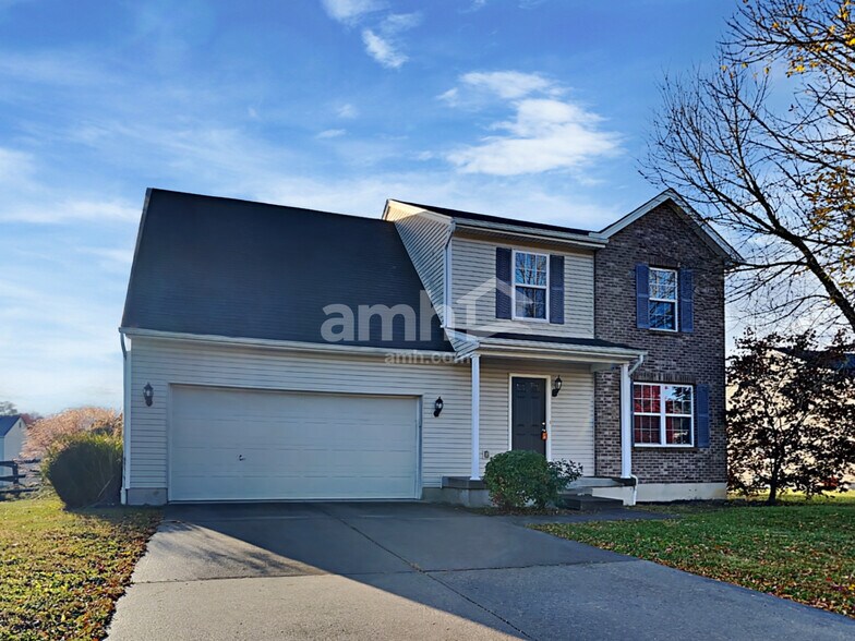 Primary Photo - 9 Finch Ct