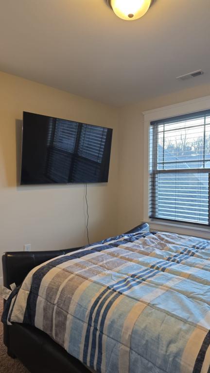 Building Photo - 6002 Bedstone Dr