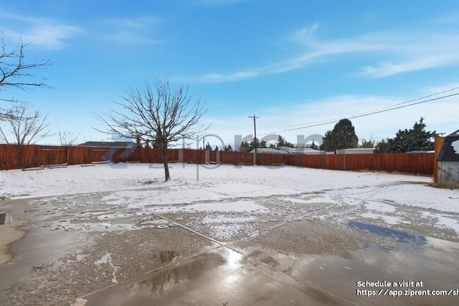 Building Photo - 6240 Klikitat Ct