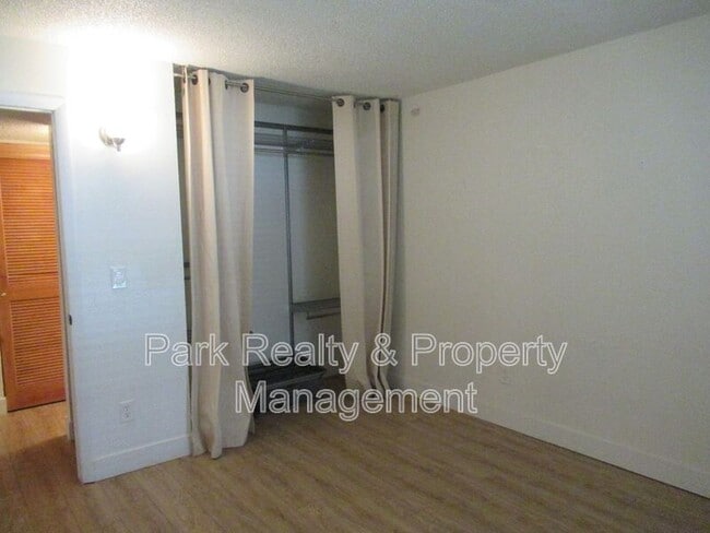 Building Photo - 7373 W Florida Ave
