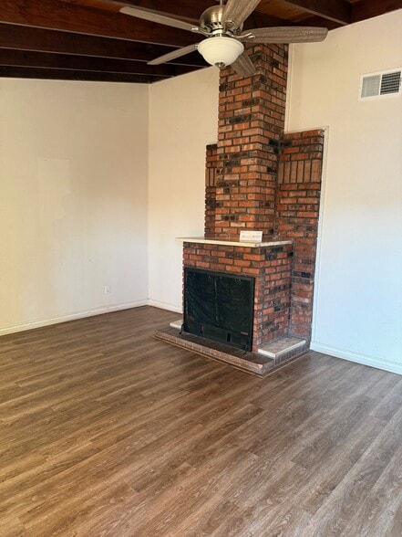 Building Photo - 111 9th St