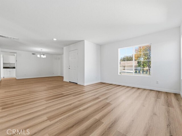 Building Photo - 2775 S Buena Vista Ave