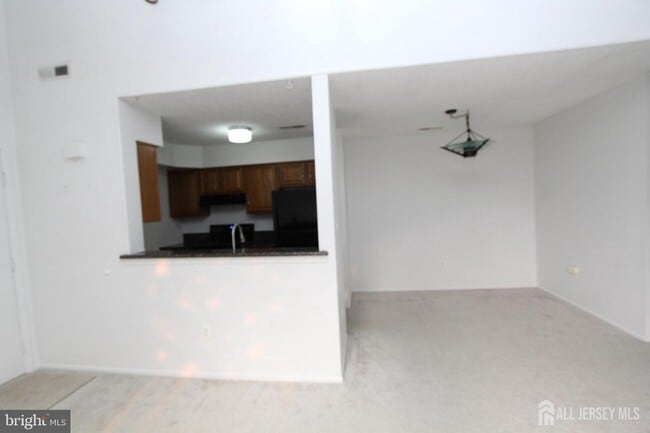 Building Photo - 2114 Aspen Dr