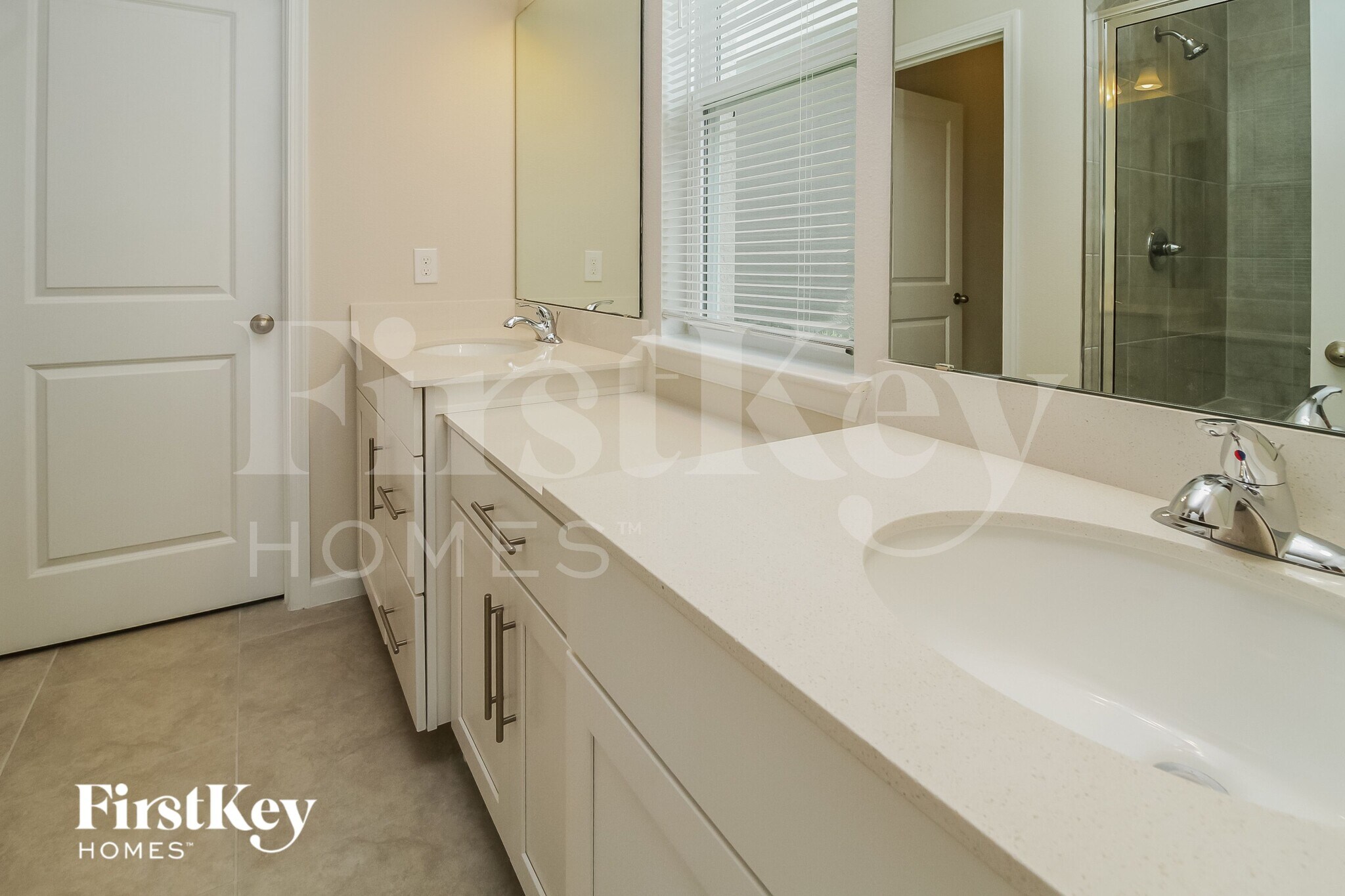 Building Photo - 3058 Hill Point St