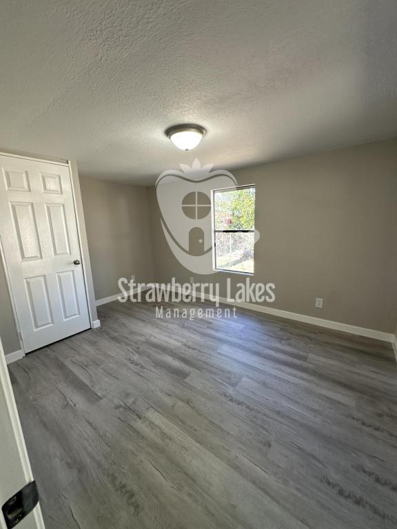 Building Photo - 4210 Leonard St