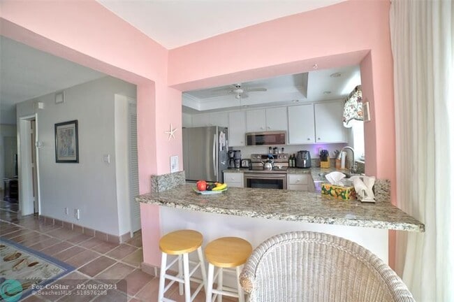 Building Photo - 5450 N Ocean Blvd