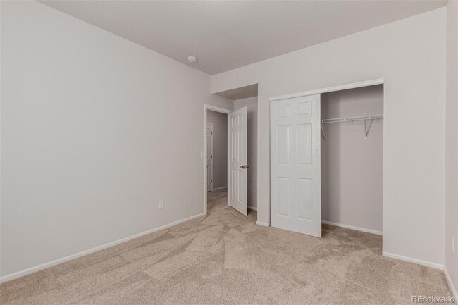 Building Photo - 3827 N Grand Baker Ct