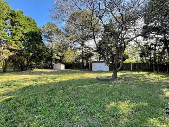 Building Photo - 6518 Grist Mill Rd