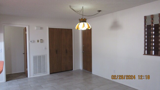 Building Photo - 2571 Talisman Ln