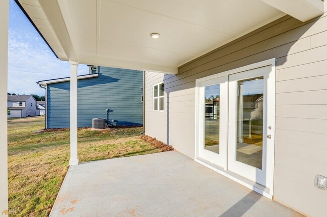Building Photo - 360 Caledonia Ct
