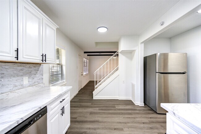 Building Photo - 12127 Palmton St