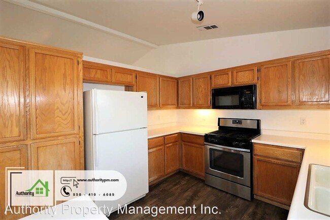 Building Photo - 3 br, 2 bath House - 2928 Salmonberry Drive