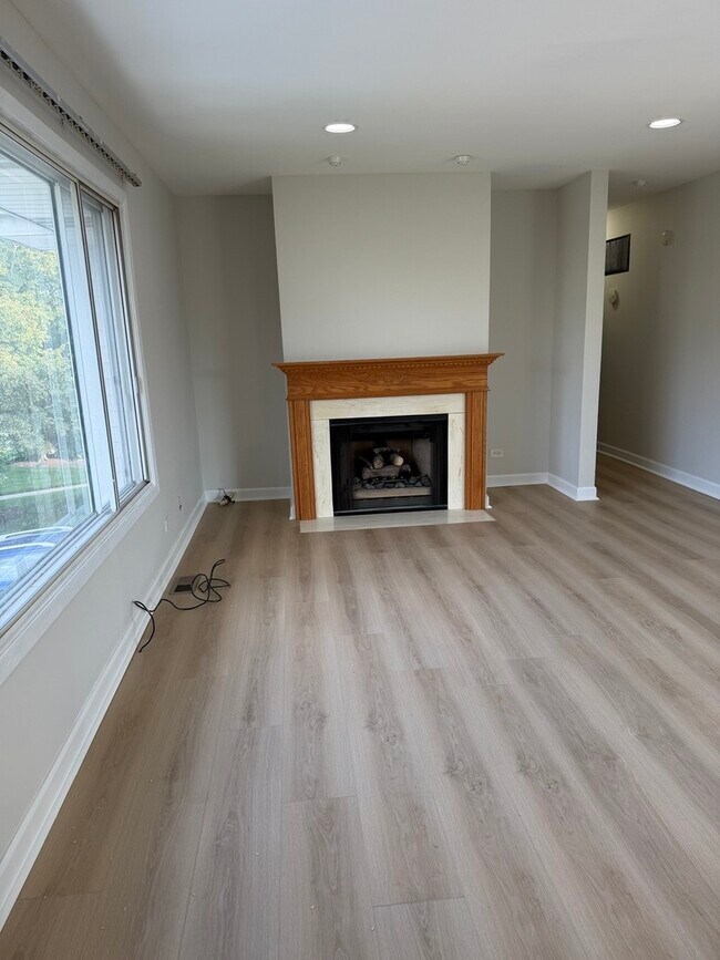 Building Photo - 1609 Durham Ct
