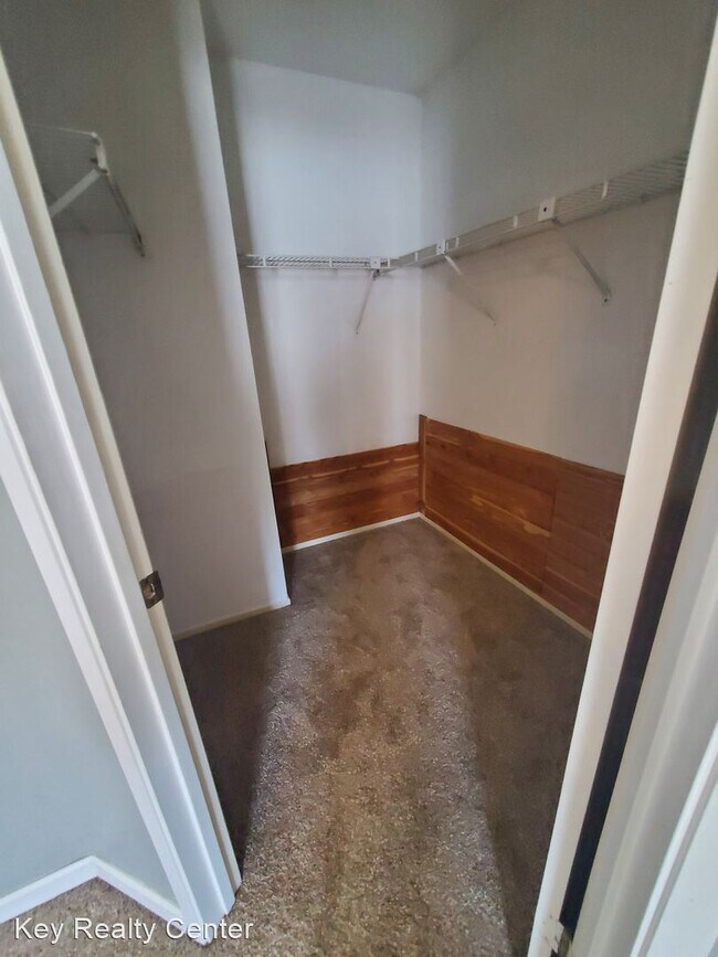 Building Photo - 3 br, 2.5 bath House - 8700 Brittany Park ...