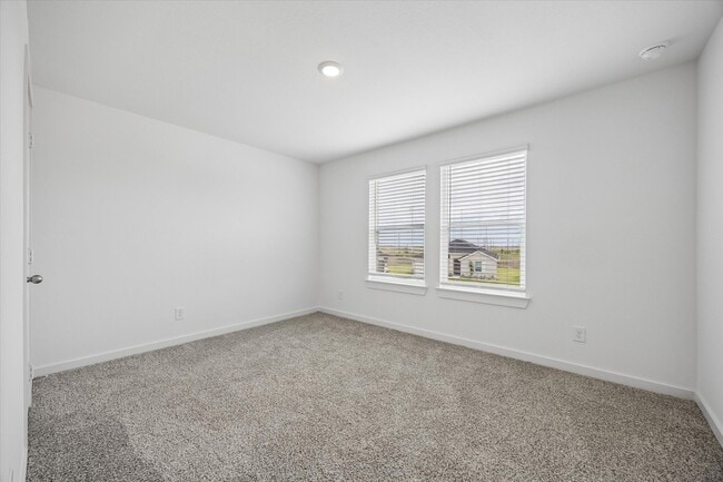 Building Photo - 3306 Bonnie Hts St