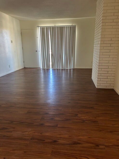 Building Photo - 2601 N Kentucky Ave